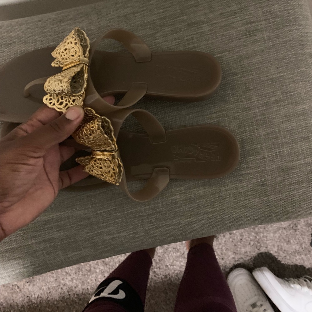 Sandal